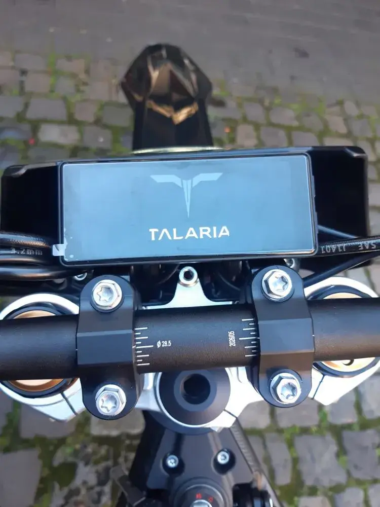 Talaria-Display am Lenker